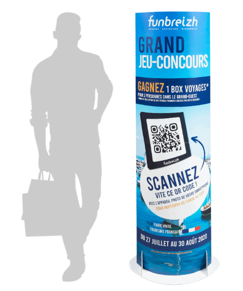 Totem automatique elliptique avec socle - PLV carton sur mesure théâtralisation animation jeu concours grande distribution