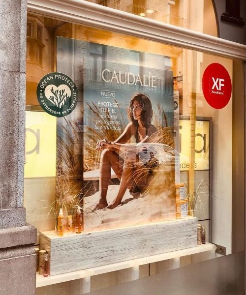 PLV vitrine,plv vitrine magasin