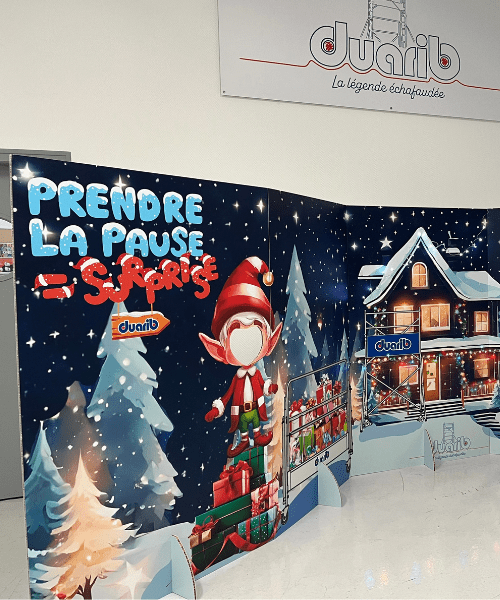 Photocall passe-tête en carton nid d'abeille