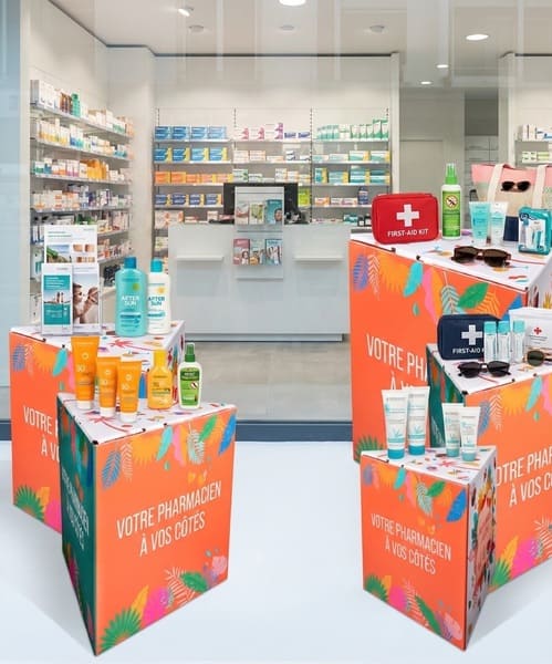plv podium prisme animation vitrine pharmacie