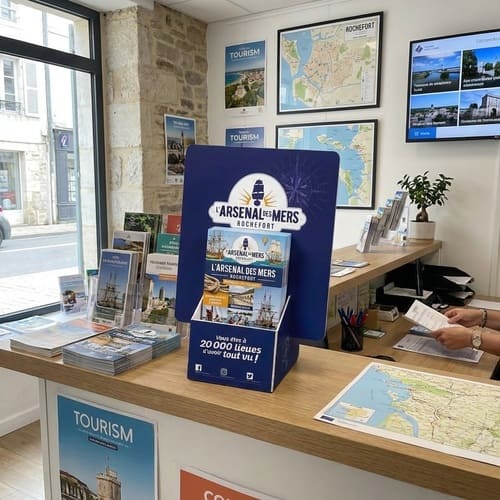plv porte flyers carton parc attraction