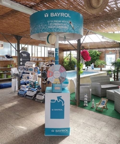 carrousel plv magasin pisciniste